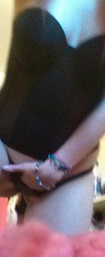 , 22  female escort, Halifax