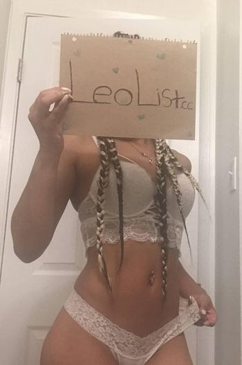 Unique, 22 Mixed female escort, Halifax